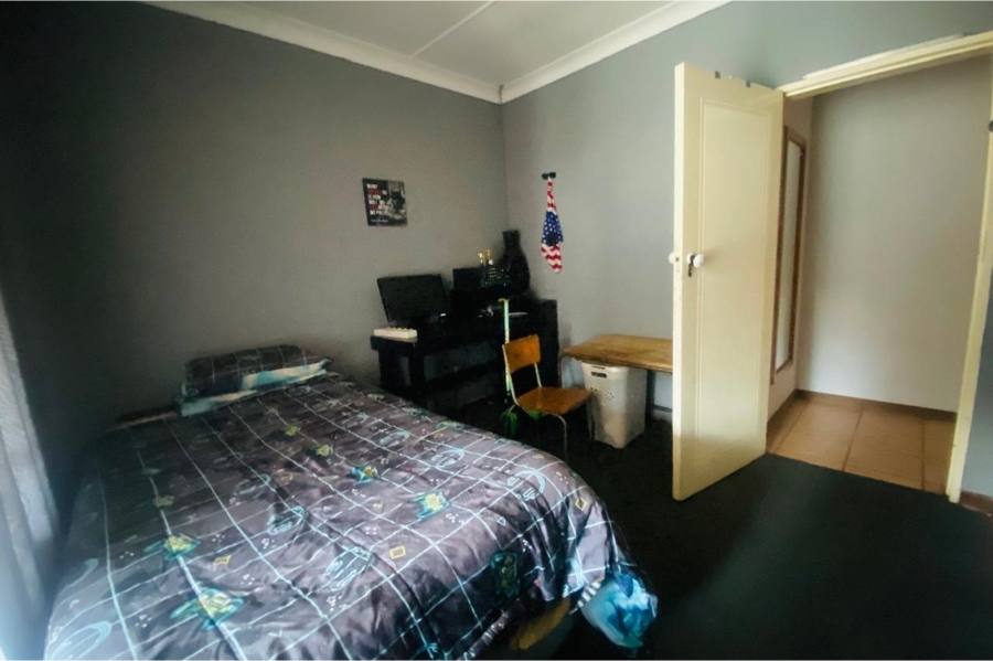 5 Bedroom Property for Sale in Sasolburg Free State